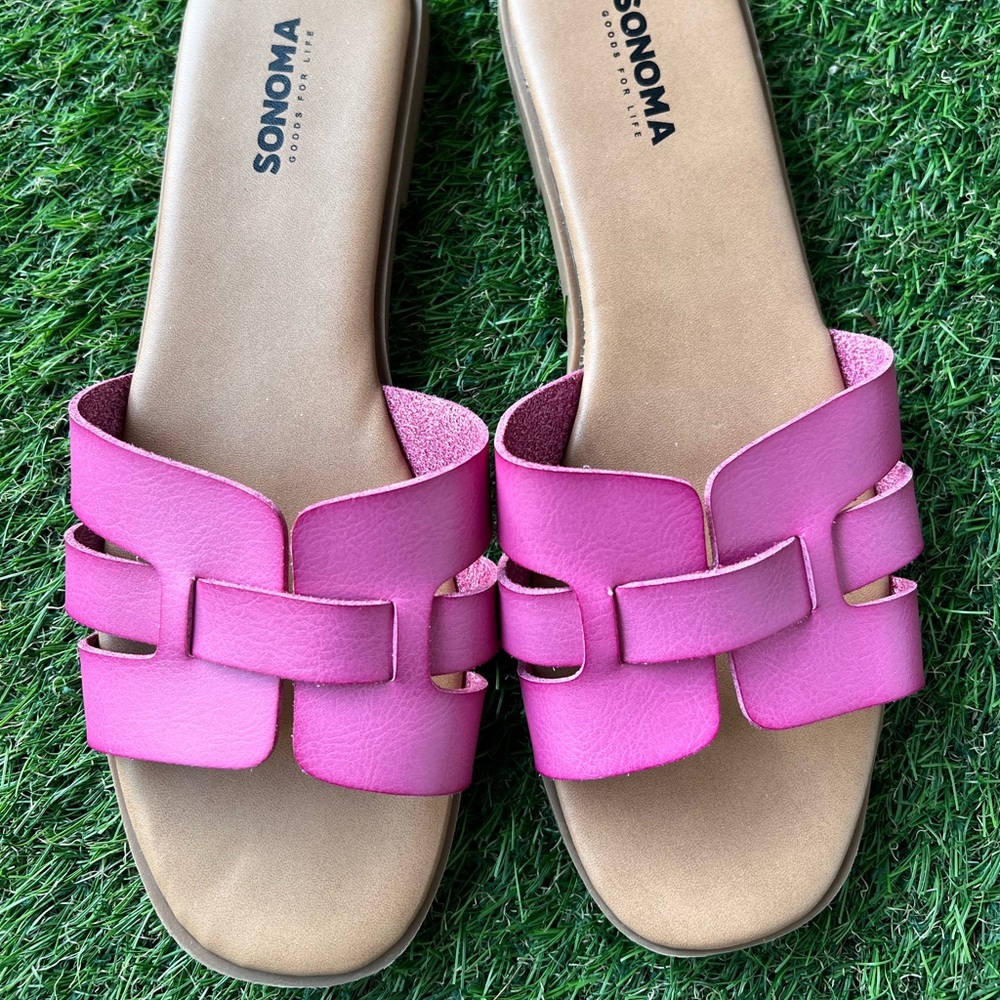 Pink Sonoma woman Sandals size 8